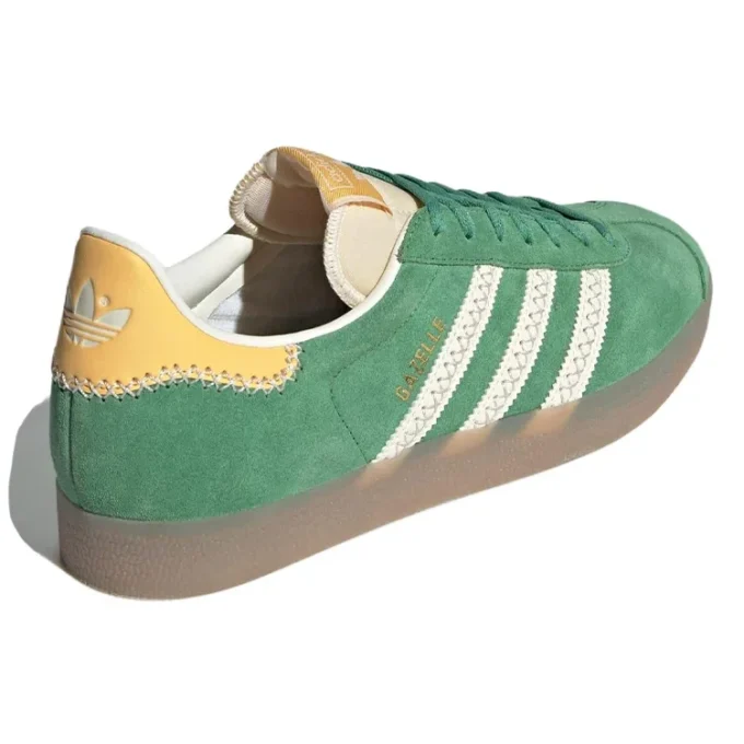 Adidas Gazelle “Preloved Green”