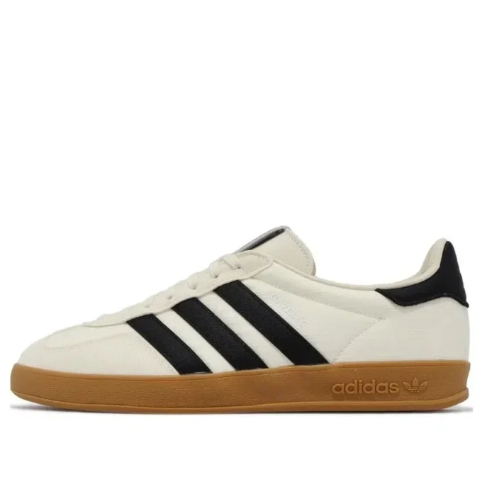 Adidas Gazelle-schoenen “Cream White Black Sand”