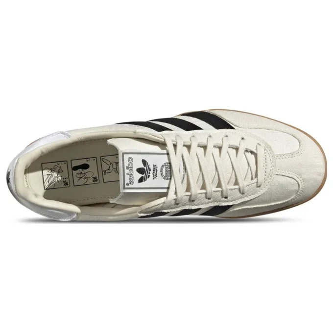 Adidas Gazelle-schoenen “Cream White Black Sand”