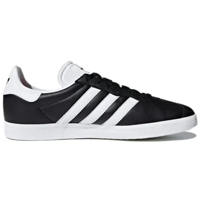 Adidas Gazelle Super Essential “Zwart Wit”